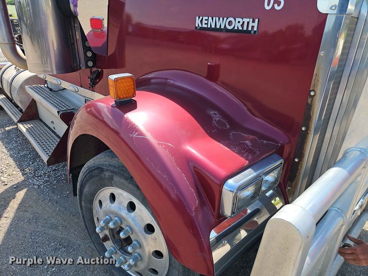 image for item DU3503 1997 Kenworth W900 semi truck