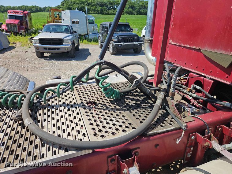 image for item DU3503 1997 Kenworth W900 semi truck