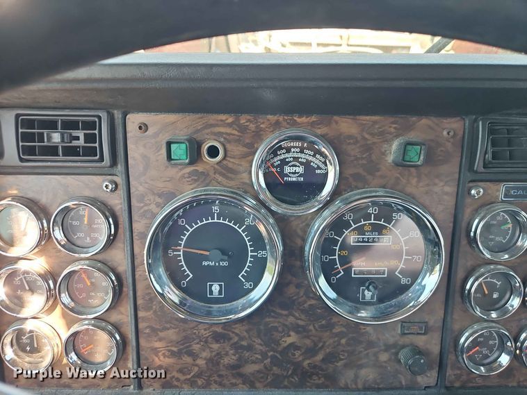 image for item DU3503 1997 Kenworth W900 semi truck