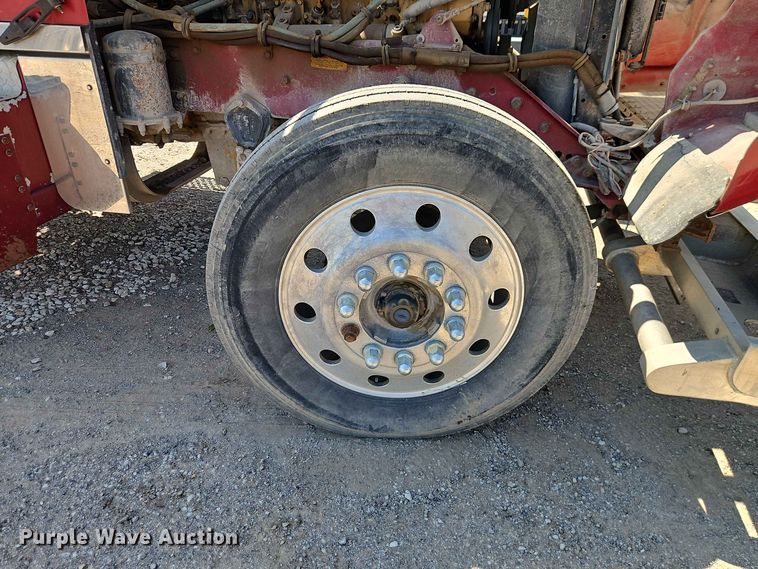 image for item DU3503 1997 Kenworth W900 semi truck