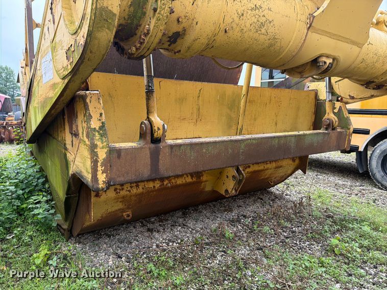 image for item DU5750 1986 Caterpillar 637E conventional scraper 