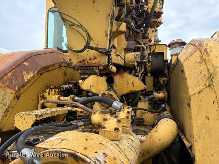 image for item DU5750 1986 Caterpillar 637E conventional scraper 