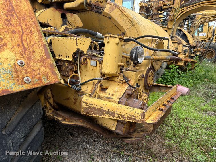 image for item DU5750 1986 Caterpillar 637E conventional scraper 