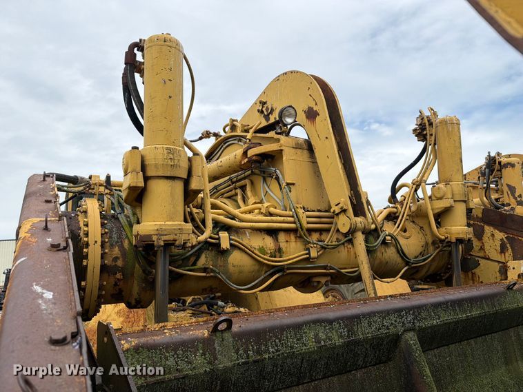 image for item DU5750 1986 Caterpillar 637E conventional scraper 