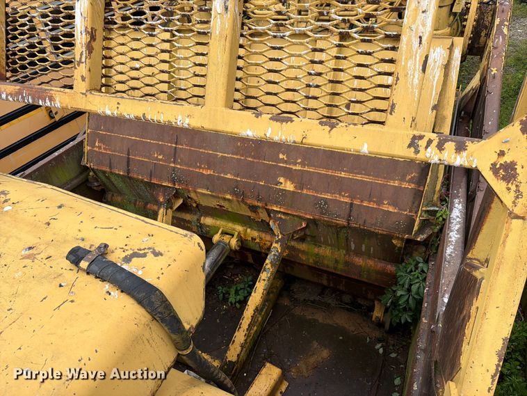 image for item DU5750 1986 Caterpillar 637E conventional scraper 