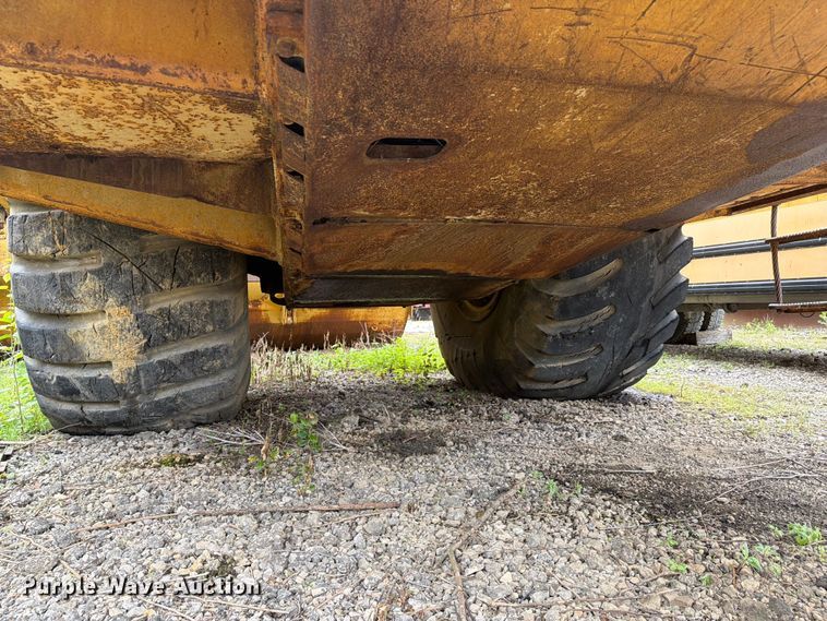 image for item DU5750 1986 Caterpillar 637E conventional scraper 