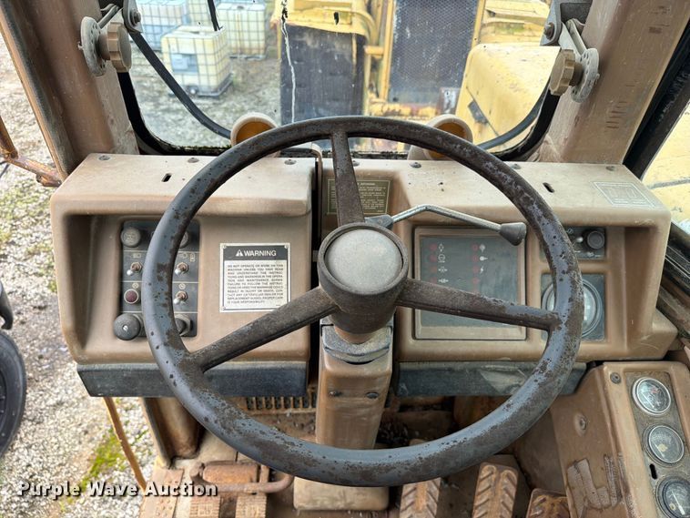 image for item DU5750 1986 Caterpillar 637E conventional scraper 