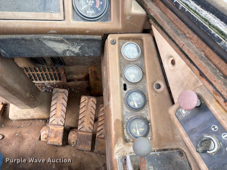 image for item DU5750 1986 Caterpillar 637E conventional scraper 