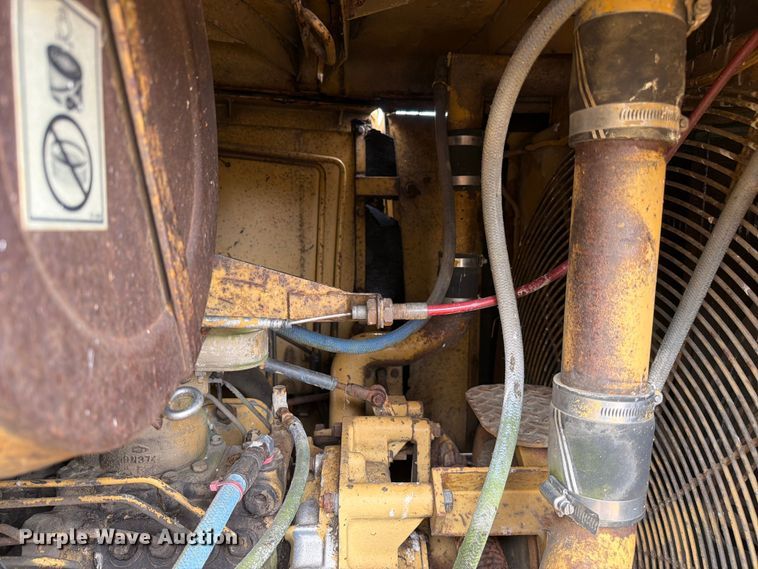 image for item DU5750 1986 Caterpillar 637E conventional scraper 