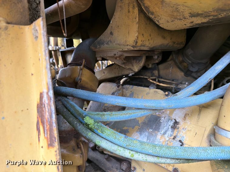 image for item DU5750 1986 Caterpillar 637E conventional scraper 
