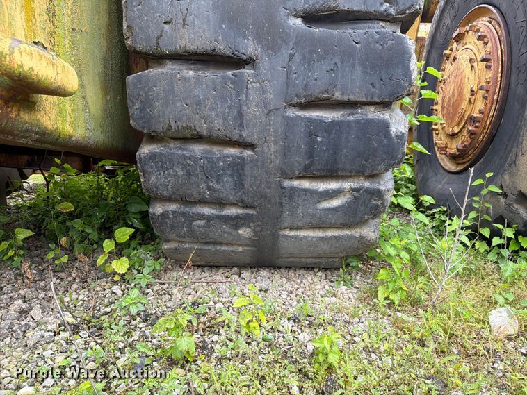 image for item DU5750 1986 Caterpillar 637E conventional scraper 