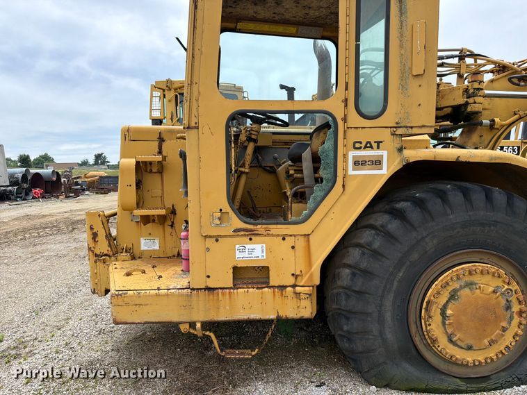 image for item DU5751 1975 Caterpillar 623 water wagon