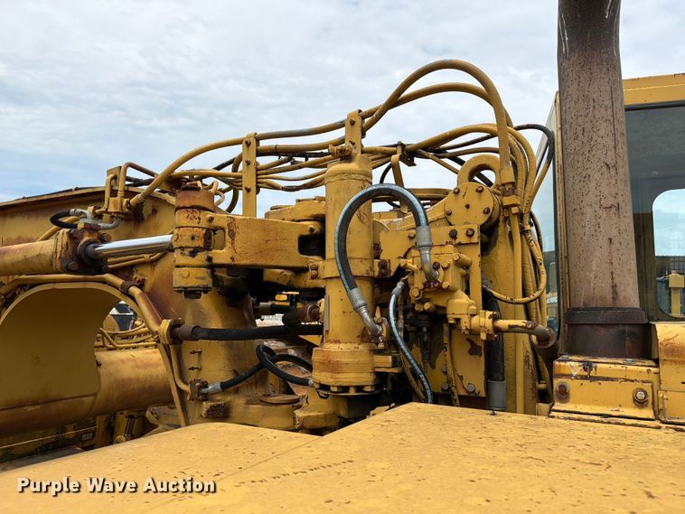 image for item DU5751 1975 Caterpillar 623 water wagon