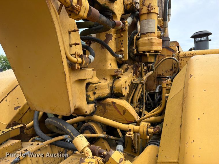 image for item DU5751 1975 Caterpillar 623 water wagon