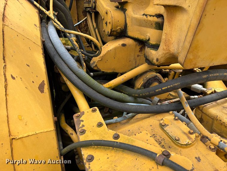 image for item DU5751 1975 Caterpillar 623 water wagon