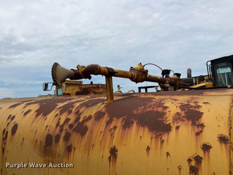 image for item DU5751 1975 Caterpillar 623 water wagon