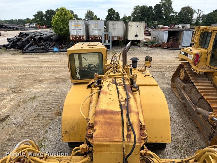 image for item DU5751 1975 Caterpillar 623 water wagon