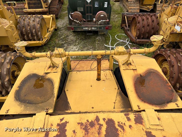 image for item DU5751 1975 Caterpillar 623 water wagon