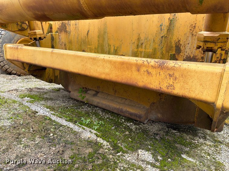 image for item DU5751 1975 Caterpillar 623 water wagon