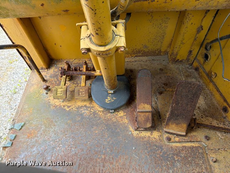 image for item DU5751 1975 Caterpillar 623 water wagon