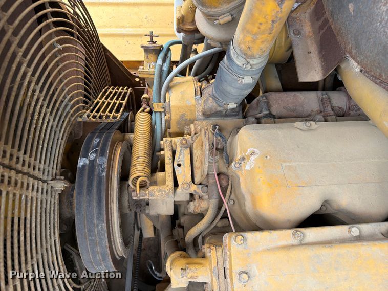 image for item DU5751 1975 Caterpillar 623 water wagon