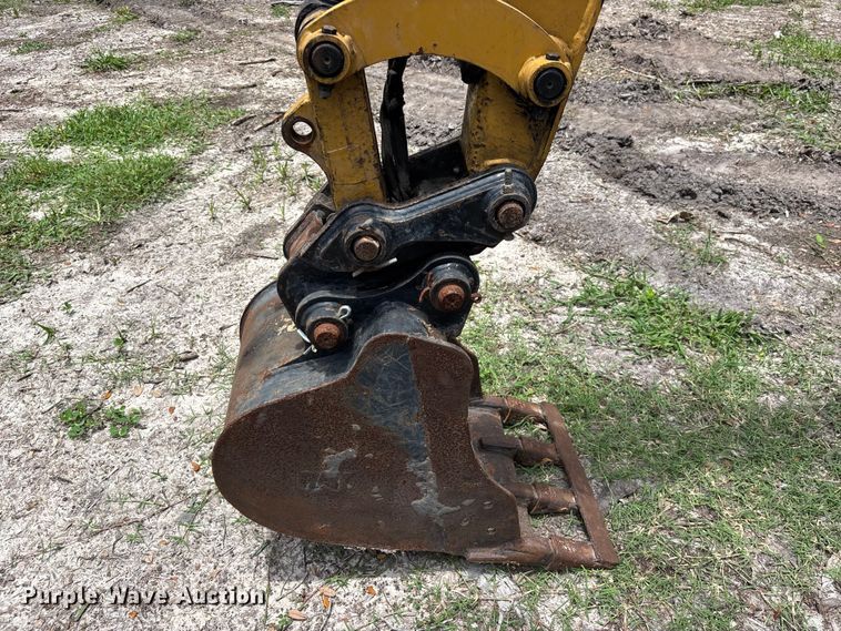 image for item DU6305 2019 Caterpillar 303.5E2 mini excavator