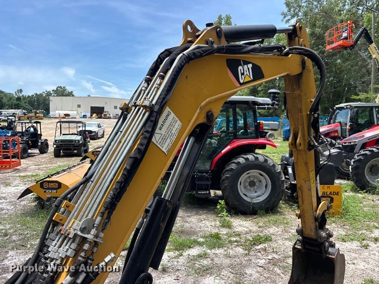 image for item DU6305 2019 Caterpillar 303.5E2 mini excavator