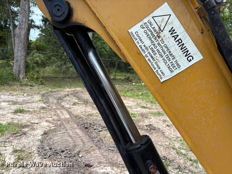 image for item DU6305 2019 Caterpillar 303.5E2 mini excavator
