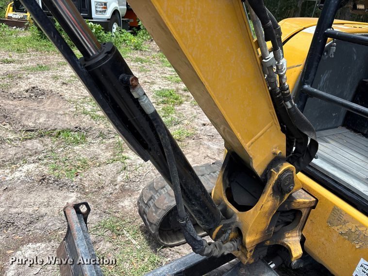 image for item DU6305 2019 Caterpillar 303.5E2 mini excavator