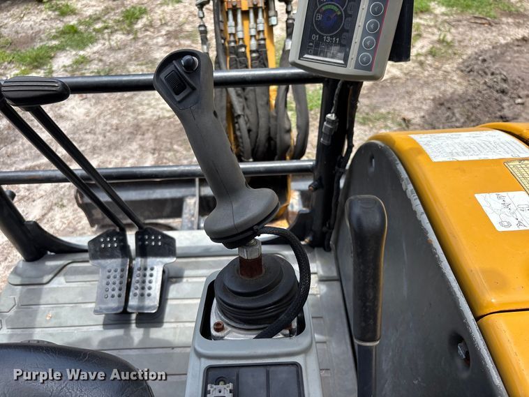 image for item DU6305 2019 Caterpillar 303.5E2 mini excavator