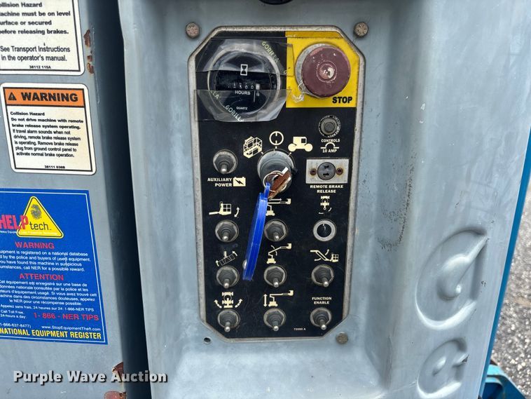 image for item DU6306 2000 Genie Z-30/20N boom lift
