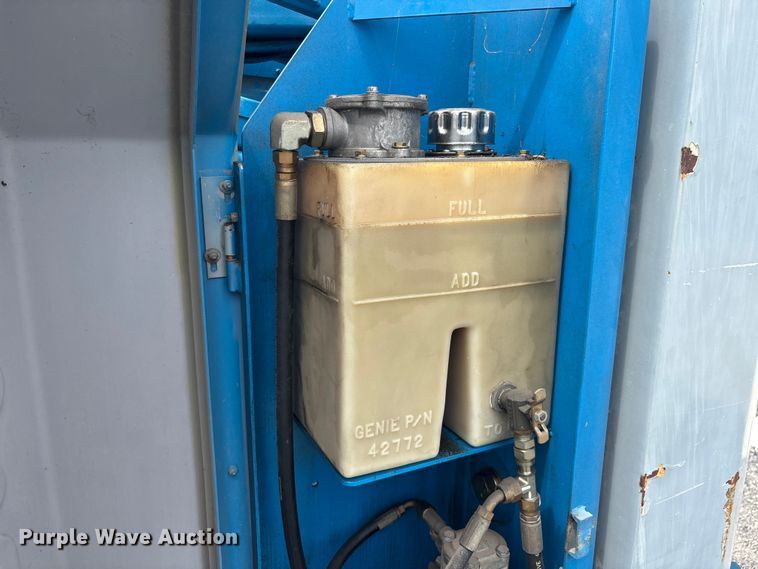 image for item DU6306 2000 Genie Z-30/20N boom lift