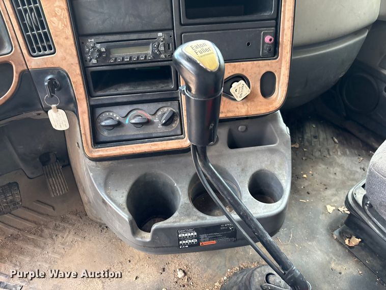 image for item DU6312 2011 International ProStar 