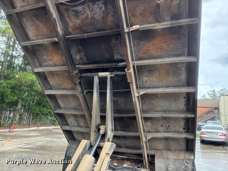 image for item DU6314 2001 Ford F450 Super Duty dump truck
