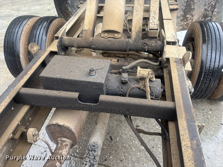 image for item DU6314 2001 Ford F450 Super Duty dump truck