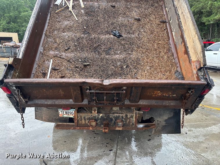 image for item DU6314 2001 Ford F450 Super Duty dump truck