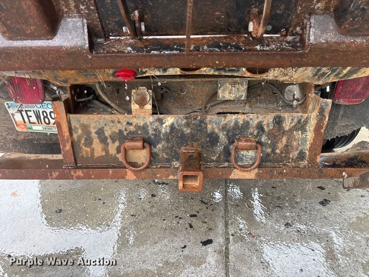 image for item DU6314 2001 Ford F450 Super Duty dump truck