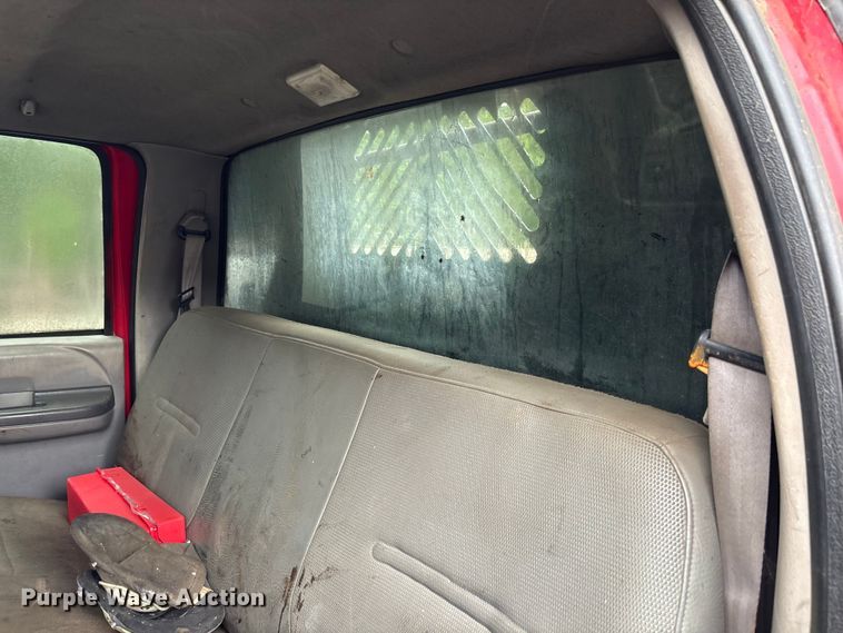 image for item DU6314 2001 Ford F450 Super Duty dump truck