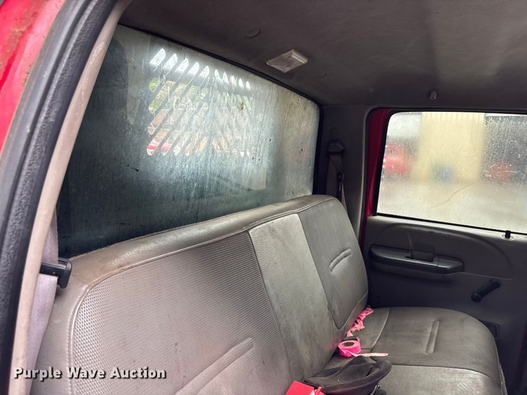 image for item DU6314 2001 Ford F450 Super Duty dump truck
