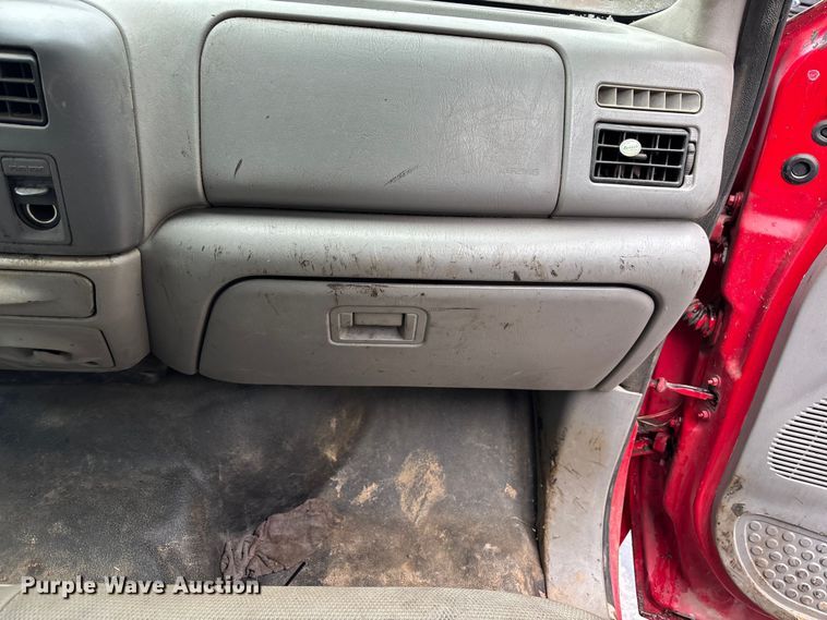 image for item DU6314 2001 Ford F450 Super Duty dump truck