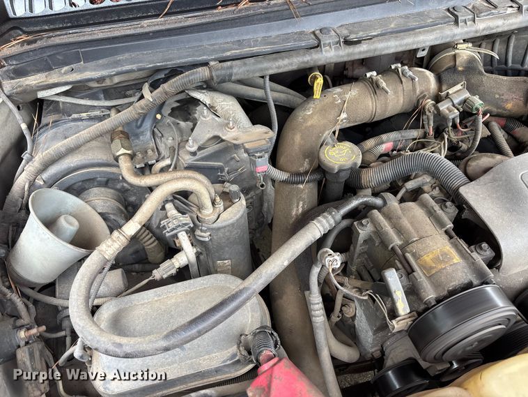 image for item DU6314 2001 Ford F450 Super Duty dump truck