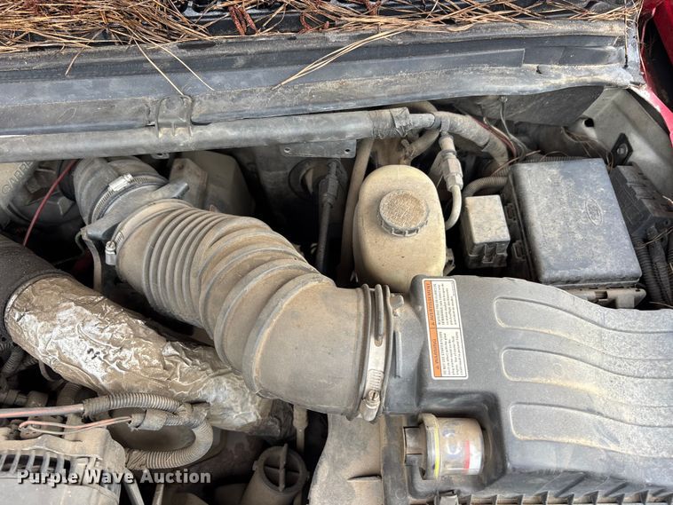 image for item DU6314 2001 Ford F450 Super Duty dump truck