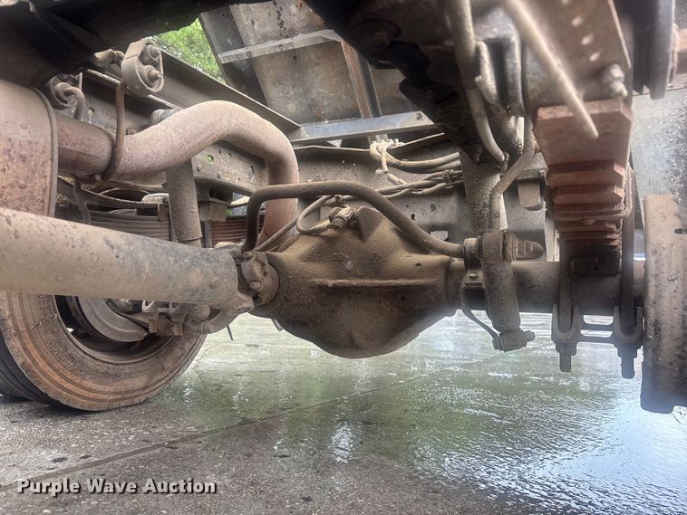 image for item DU6314 2001 Ford F450 Super Duty dump truck