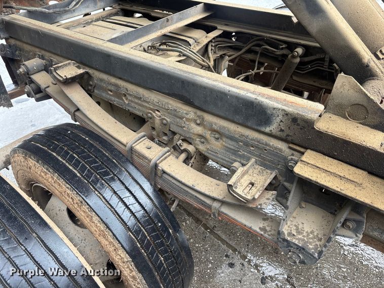 image for item DU6314 2001 Ford F450 Super Duty dump truck