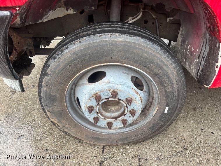 image for item DU6314 2001 Ford F450 Super Duty dump truck
