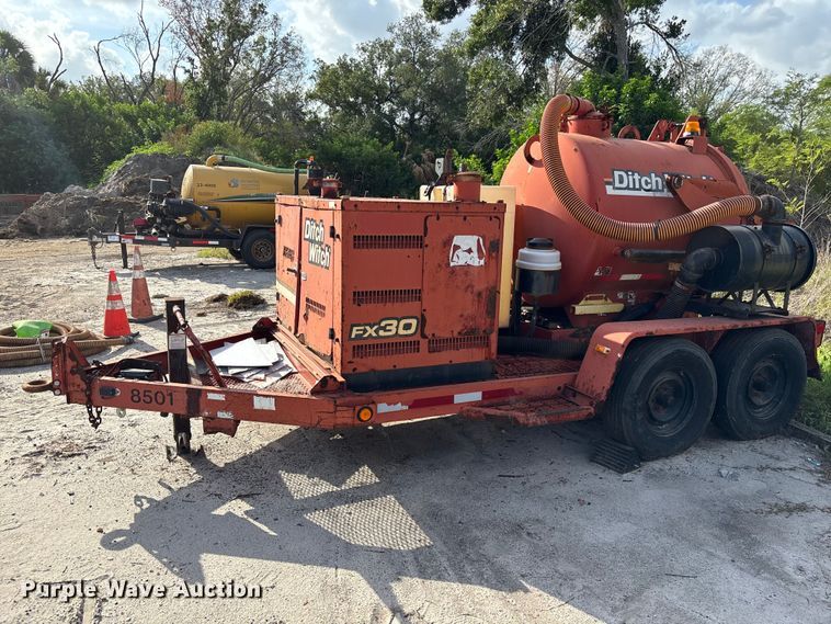 image for item DU6315 2013 Ditch witch FX30 vacuum excavator