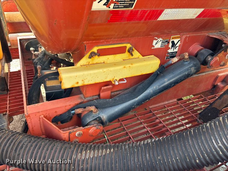 image for item DU6315 2013 Ditch witch FX30 vacuum excavator