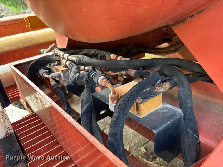image for item DU6315 2013 Ditch witch FX30 vacuum excavator