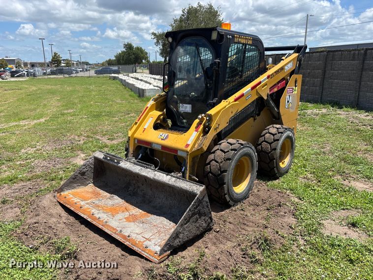 image for item DU6345 2023 Caterpillar 262D3 skid steer loader