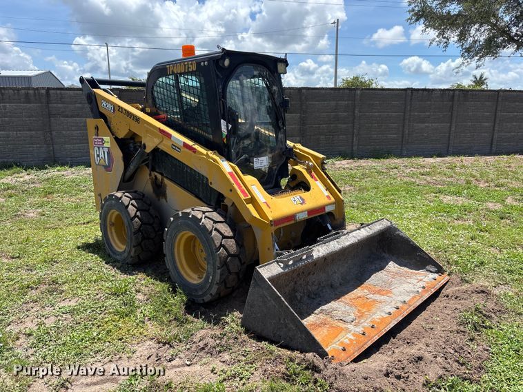 image for item DU6345 2023 Caterpillar 262D3 skid steer loader